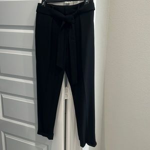 Banana Republic black ankle length cuffed trousers with tie